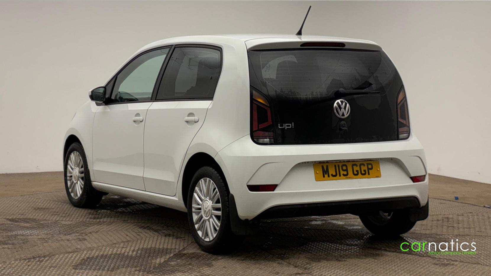 Volkswagen Up! - Image 17