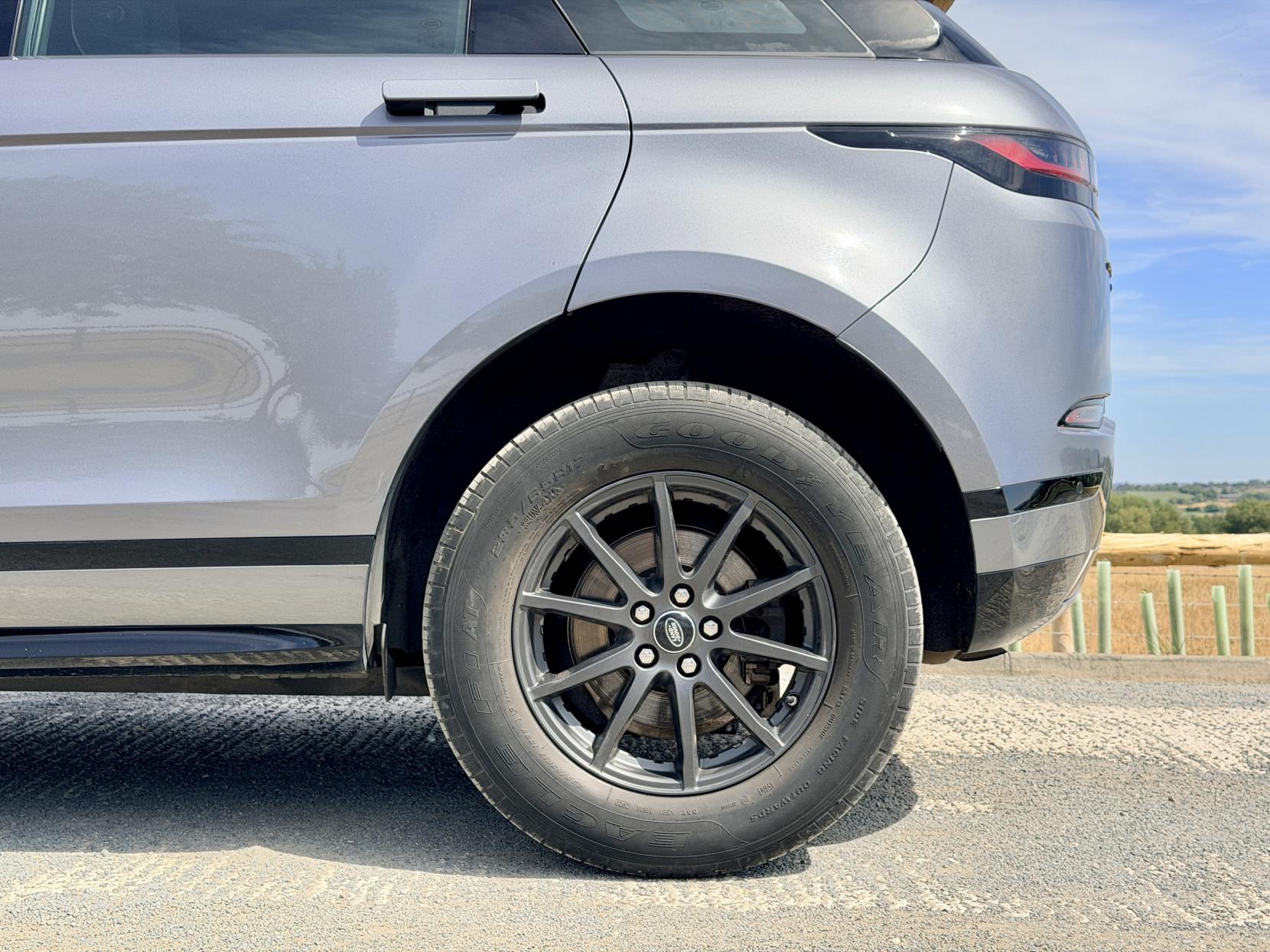 Land Rover Range Rover Evoque - Image 10