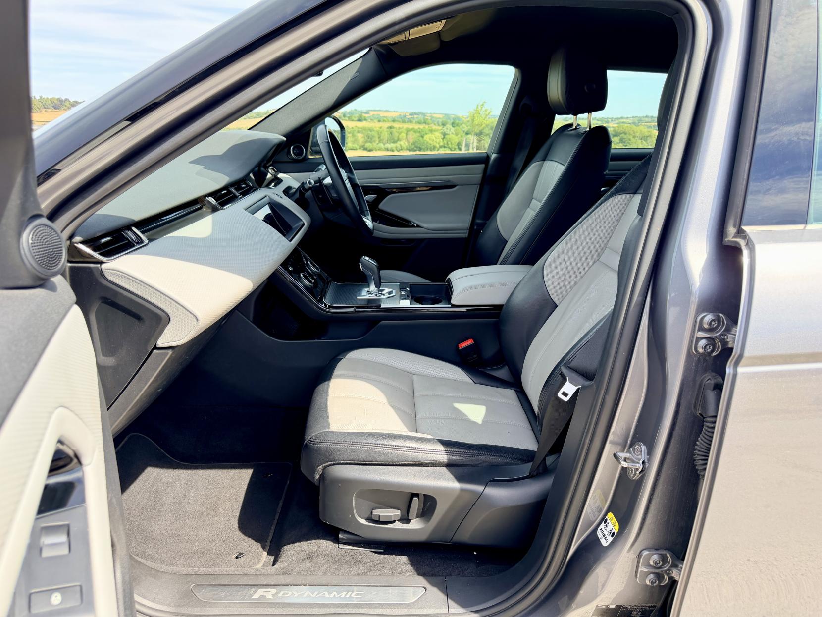 Land Rover Range Rover Evoque - Image 13