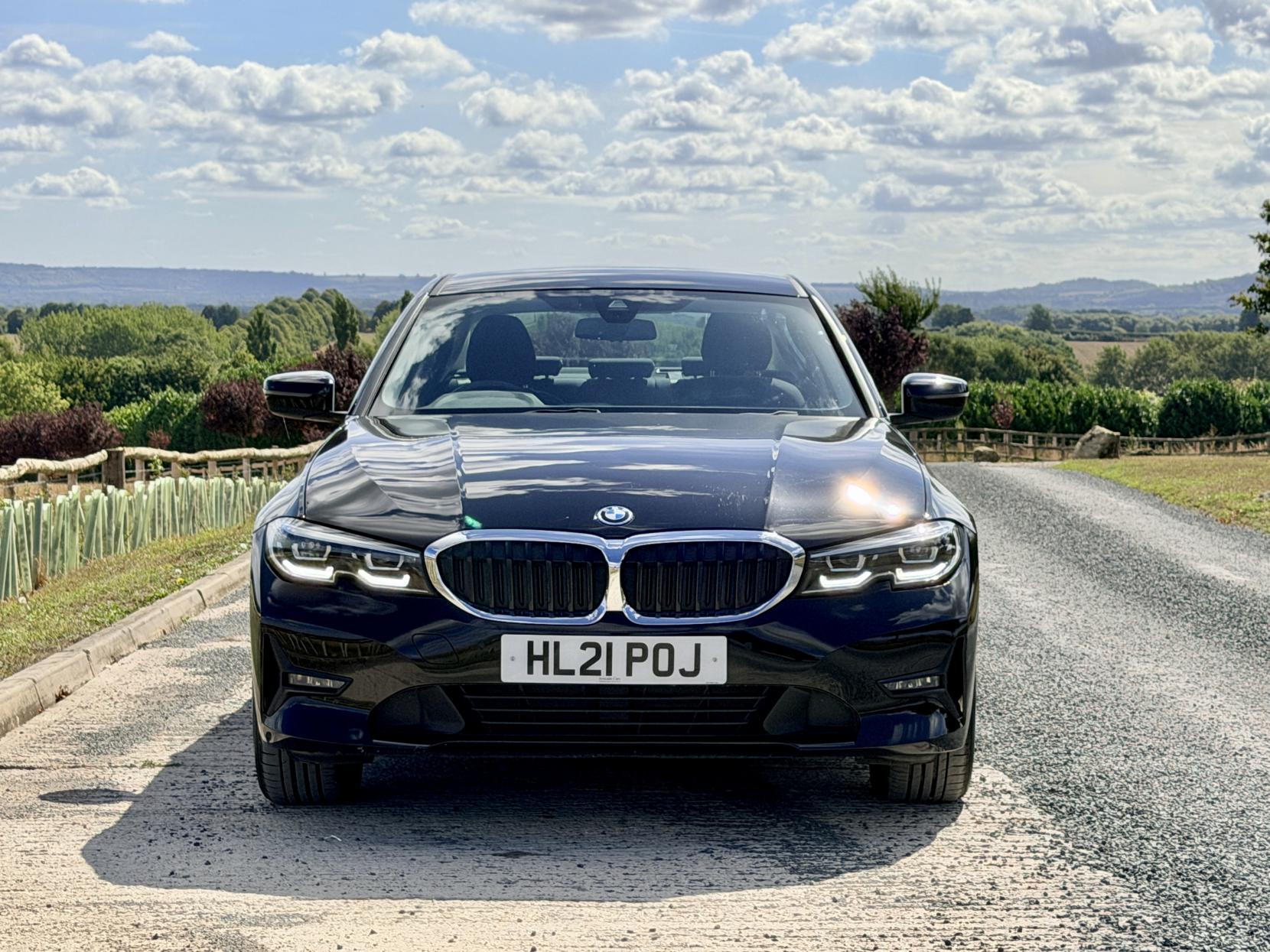 Bmw 3 Series - Image 9
