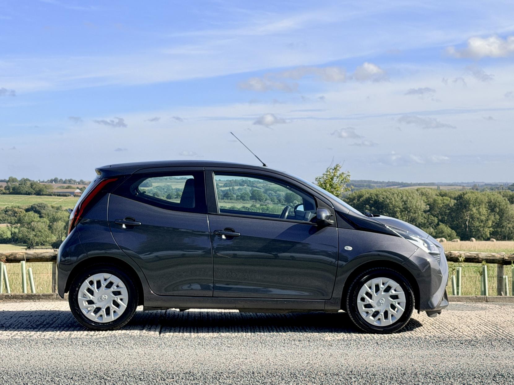 Toyota Aygo - Image 2