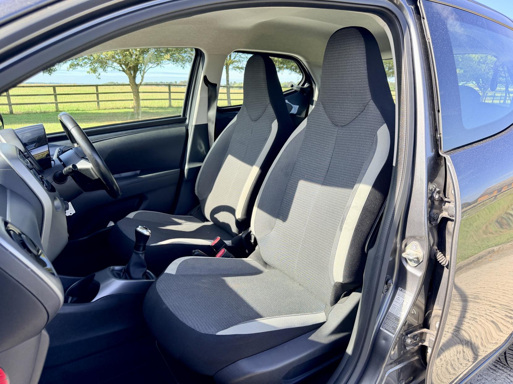 Toyota Aygo - Image 9