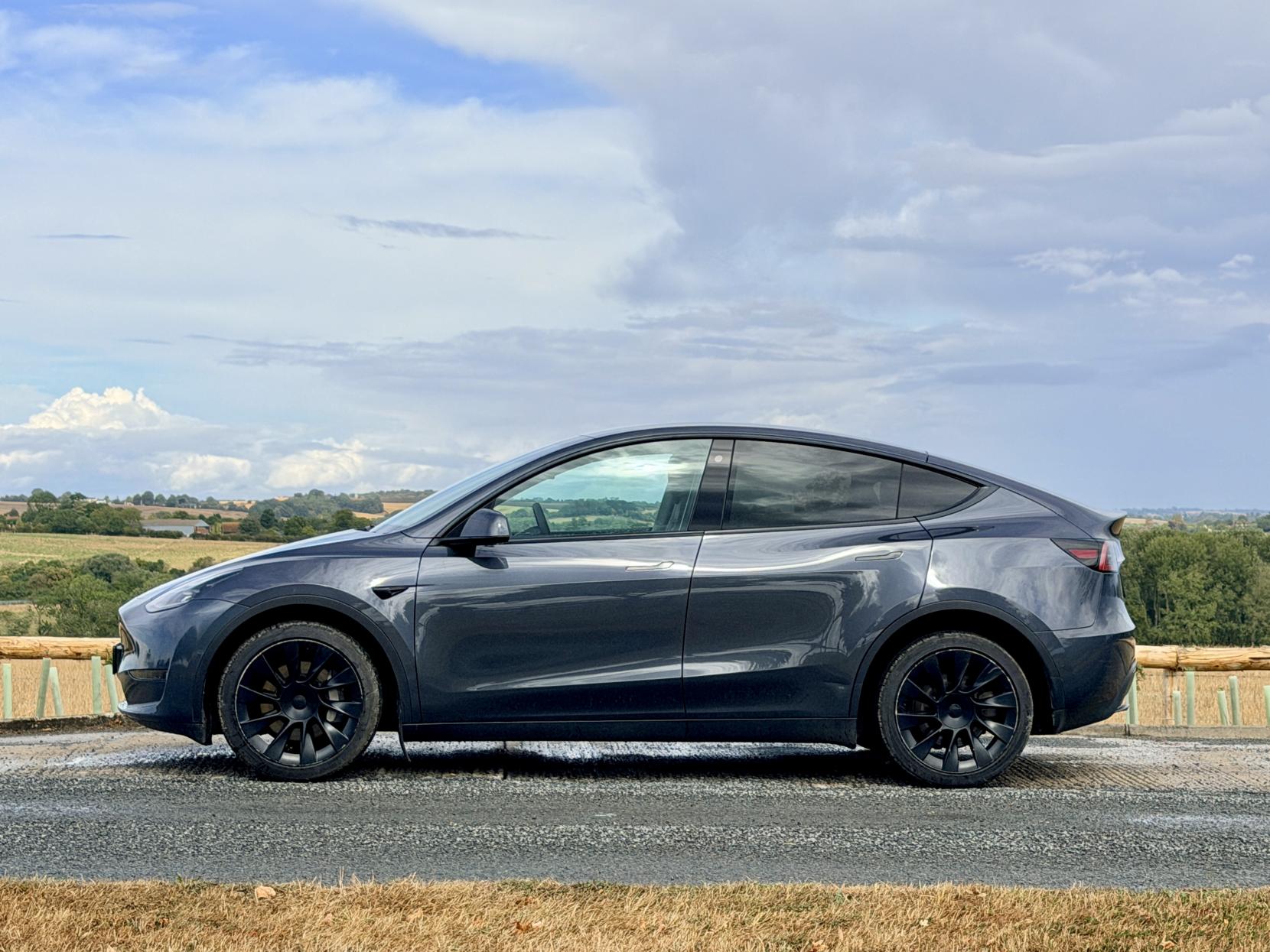 Tesla Model Y - Image 4