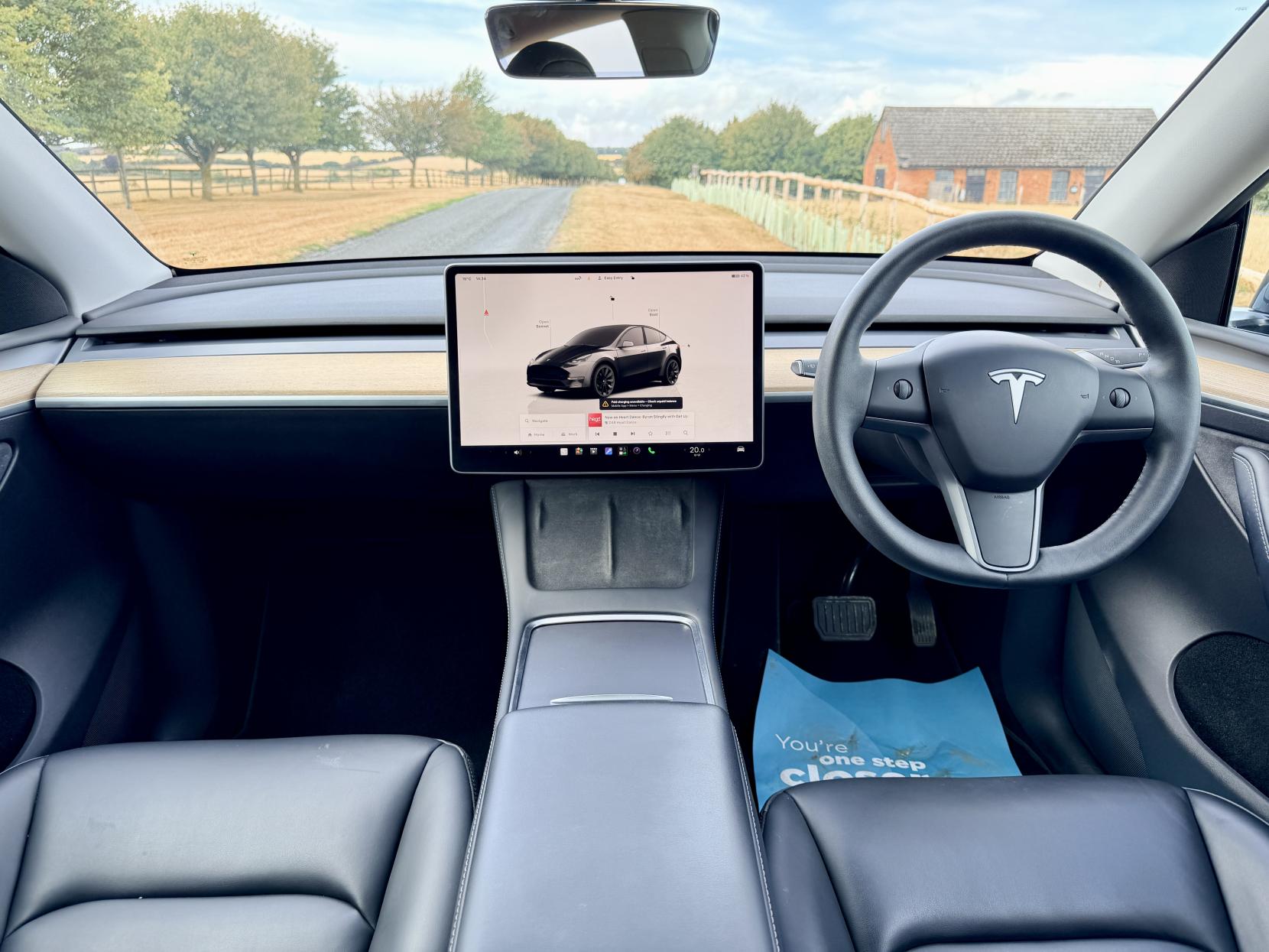 Tesla Model Y - Image 13