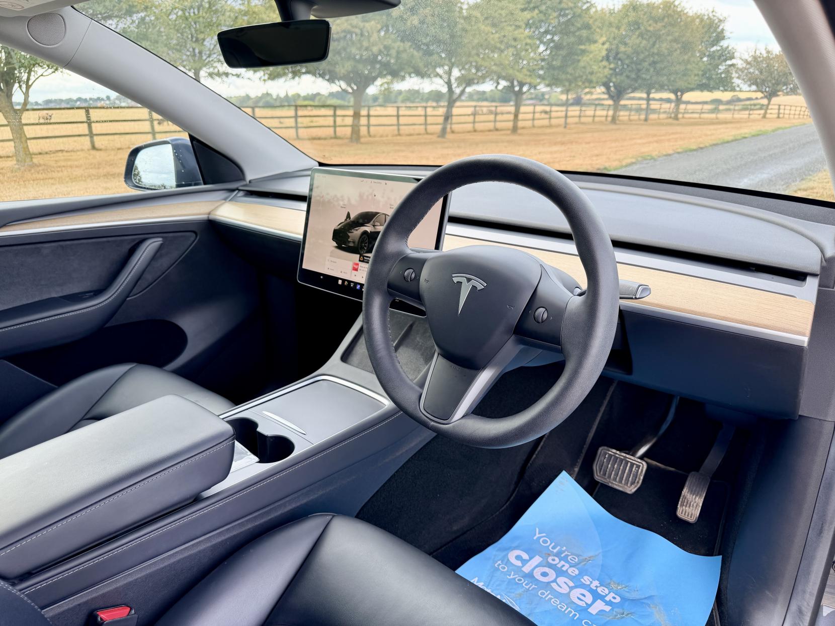 Tesla Model Y - Image 15