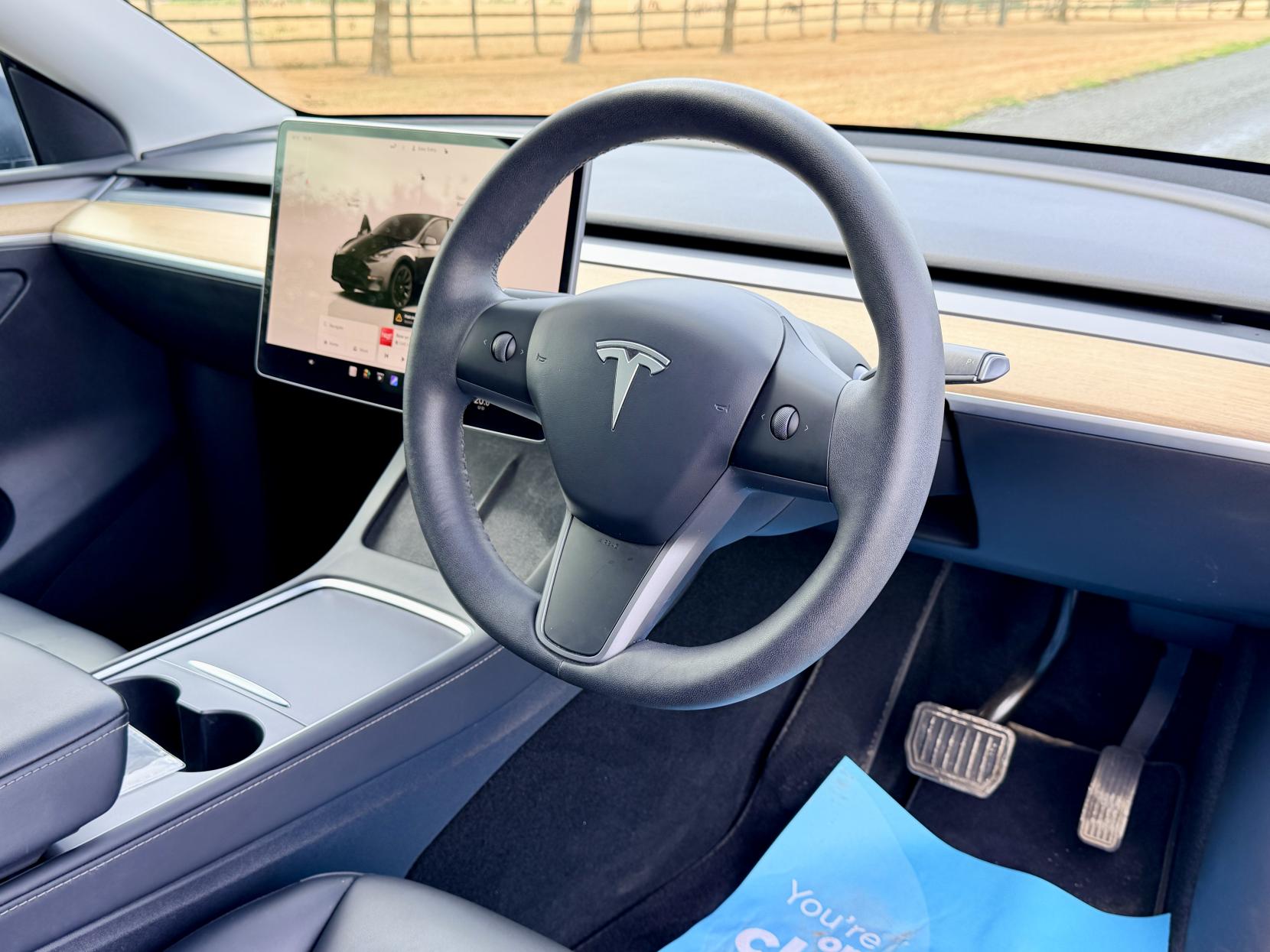 Tesla Model Y - Image 16