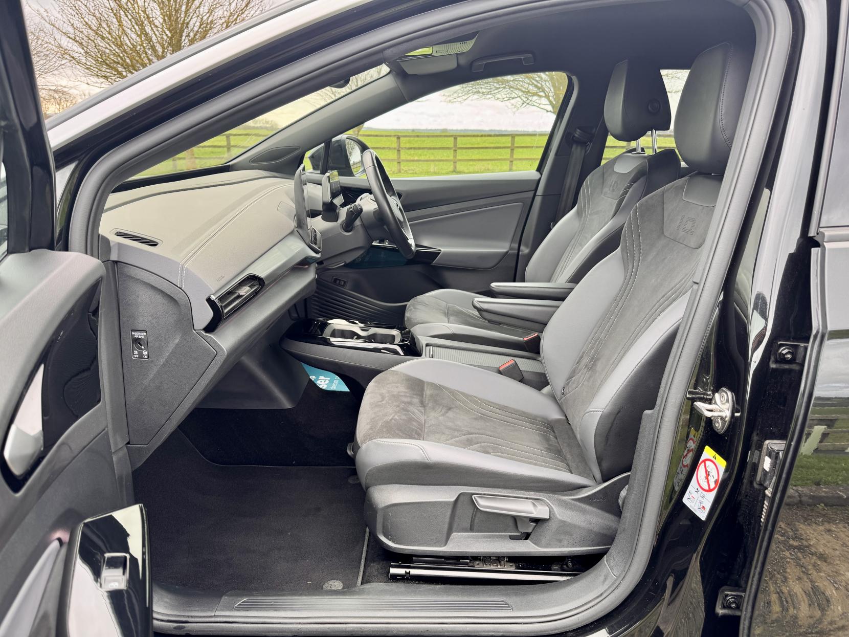 Volkswagen Id.4 - Image 12