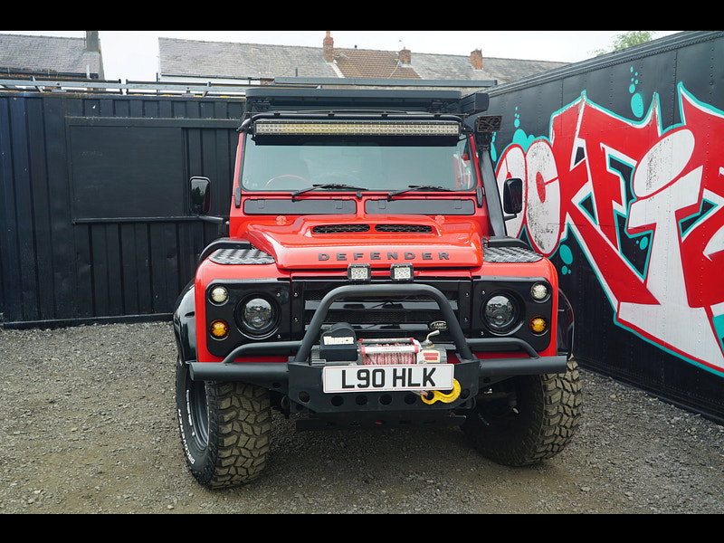 Land Rover Defender 90 - Image 7