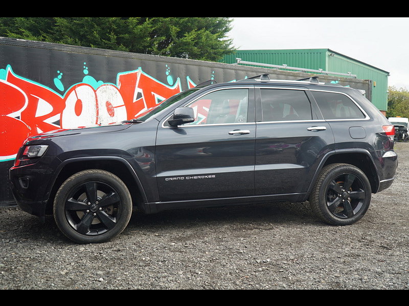 Jeep Grand Cherokee - Image 12