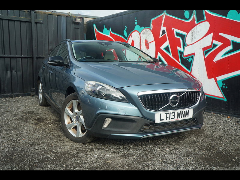 Volvo V40 Cross Country - Image 4