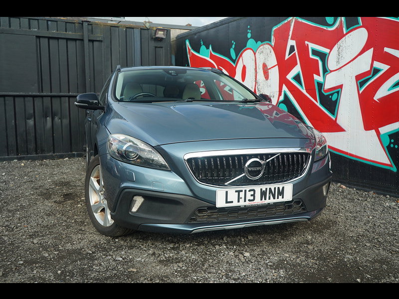 Volvo V40 Cross Country - Image 5