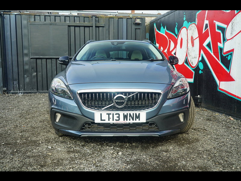 Volvo V40 Cross Country - Image 7