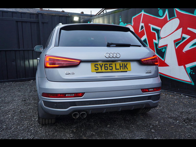 Audi Q3 - Image 17