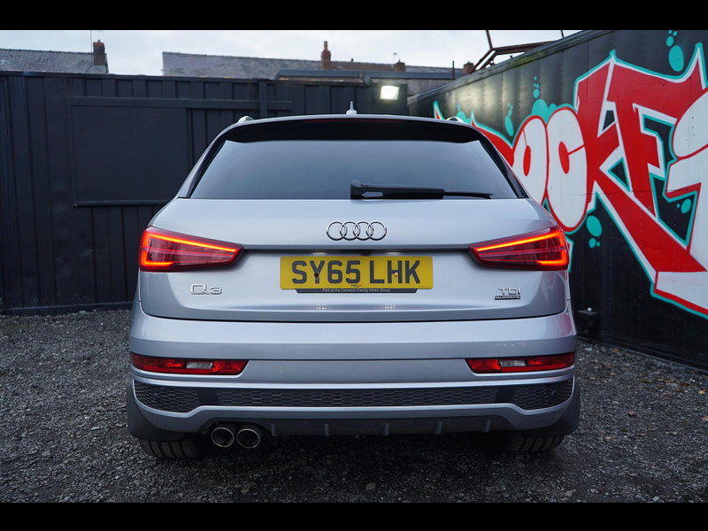 Audi Q3 - Image 18