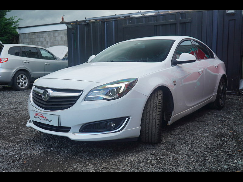 Vauxhall Insignia - Image 11