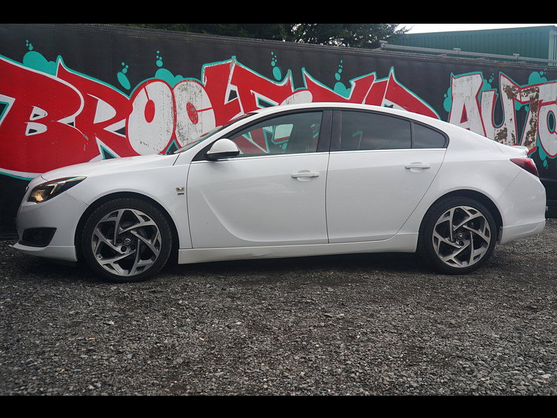 Vauxhall Insignia - Image 13