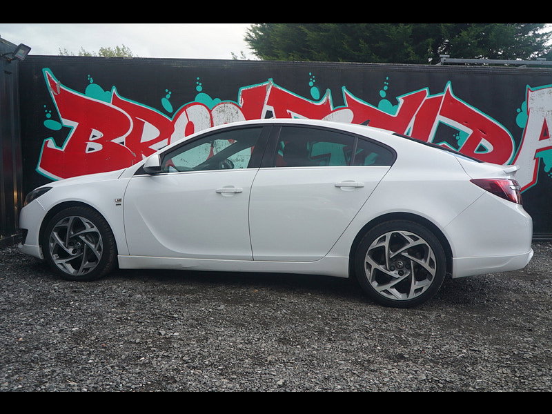 Vauxhall Insignia - Image 15