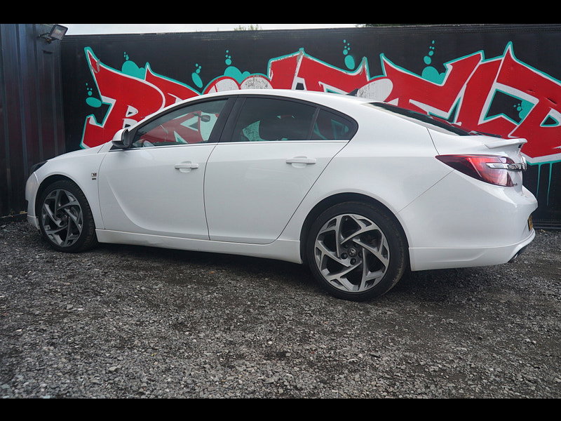 Vauxhall Insignia - Image 16