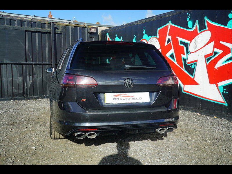 Volkswagen Golf - Image 19