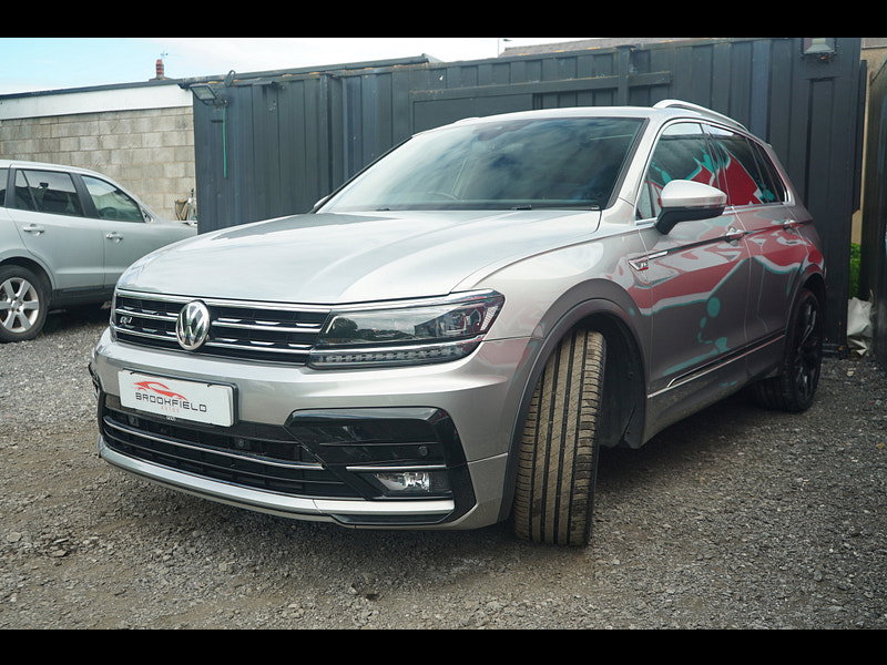 Volkswagen Tiguan - Image 10