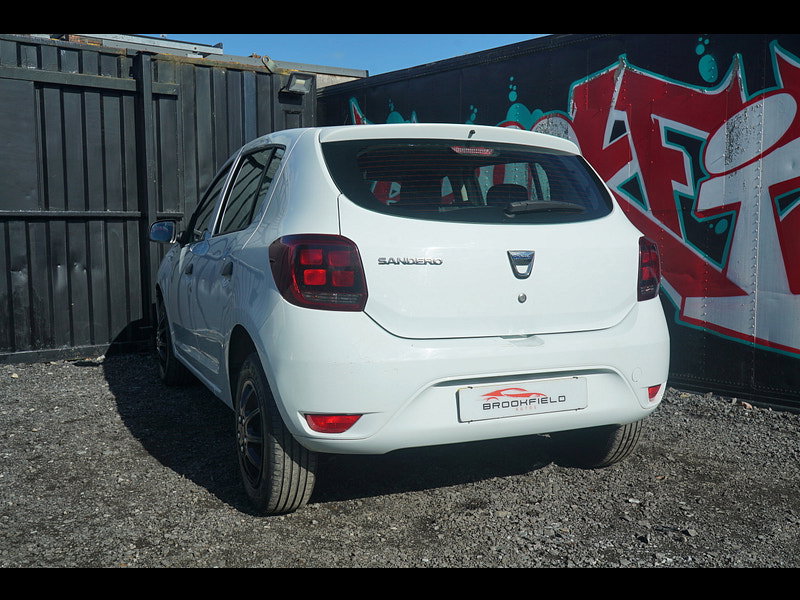 Dacia Sandero - Image 18
