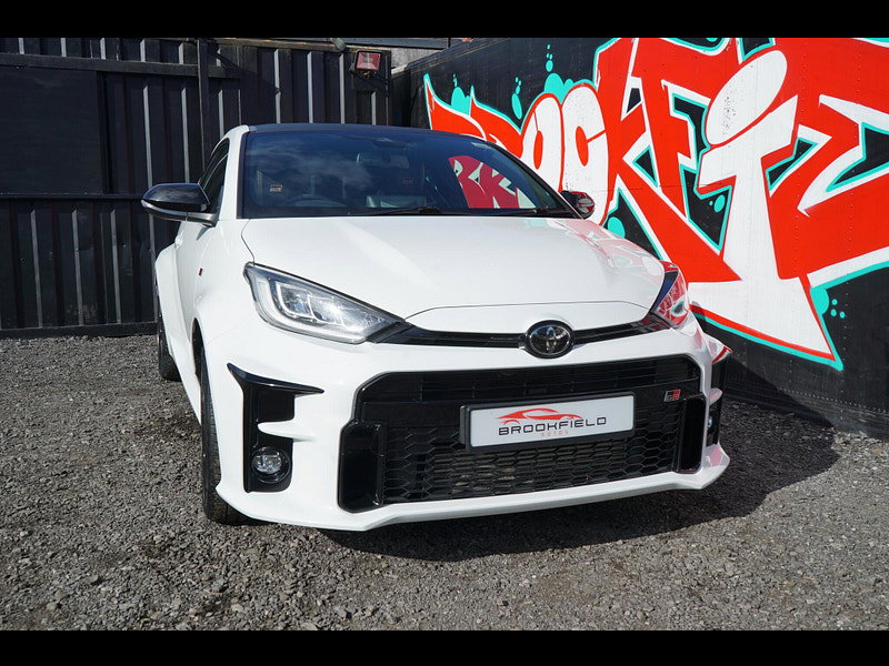 Toyota Yaris - Image 5