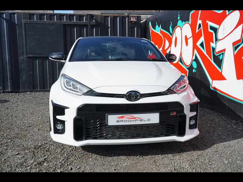 Toyota Yaris - Image 6