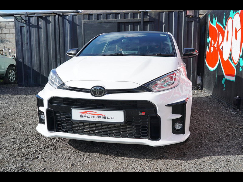 Toyota Yaris - Image 8