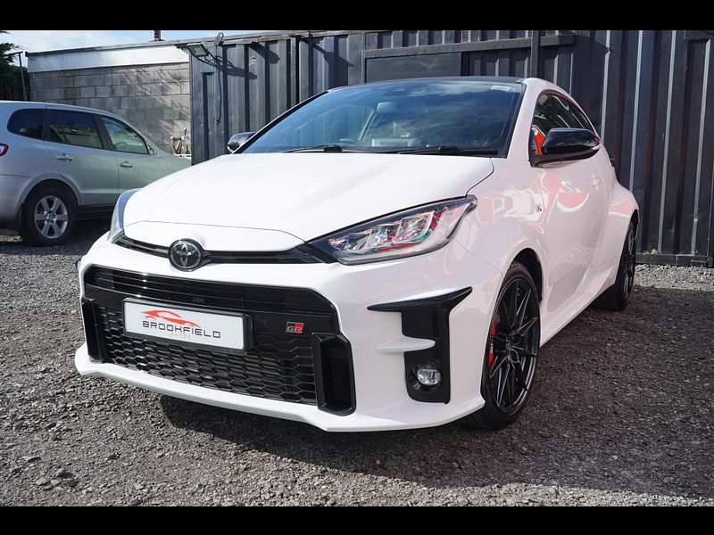 Toyota Yaris - Image 9