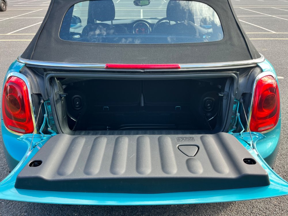 Mini Convertible 1.5 Cooper Convertible 2dr Petrol Manual Euro 6 (s/s) (136 ps) - Image 6