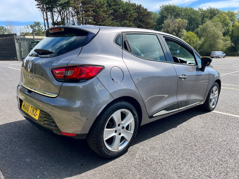 Renault Clio 1.2 16V Dynamique Nav Hatchback 5dr Petrol Manual Euro 6 (75 ps) - Image 4