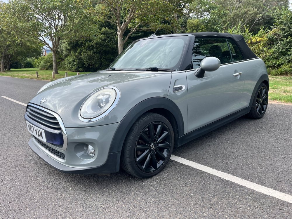 Mini Convertible 1.5 Cooper Convertible 2dr Petrol Manual Euro 6 (s/s) (136 ps) - Image 3