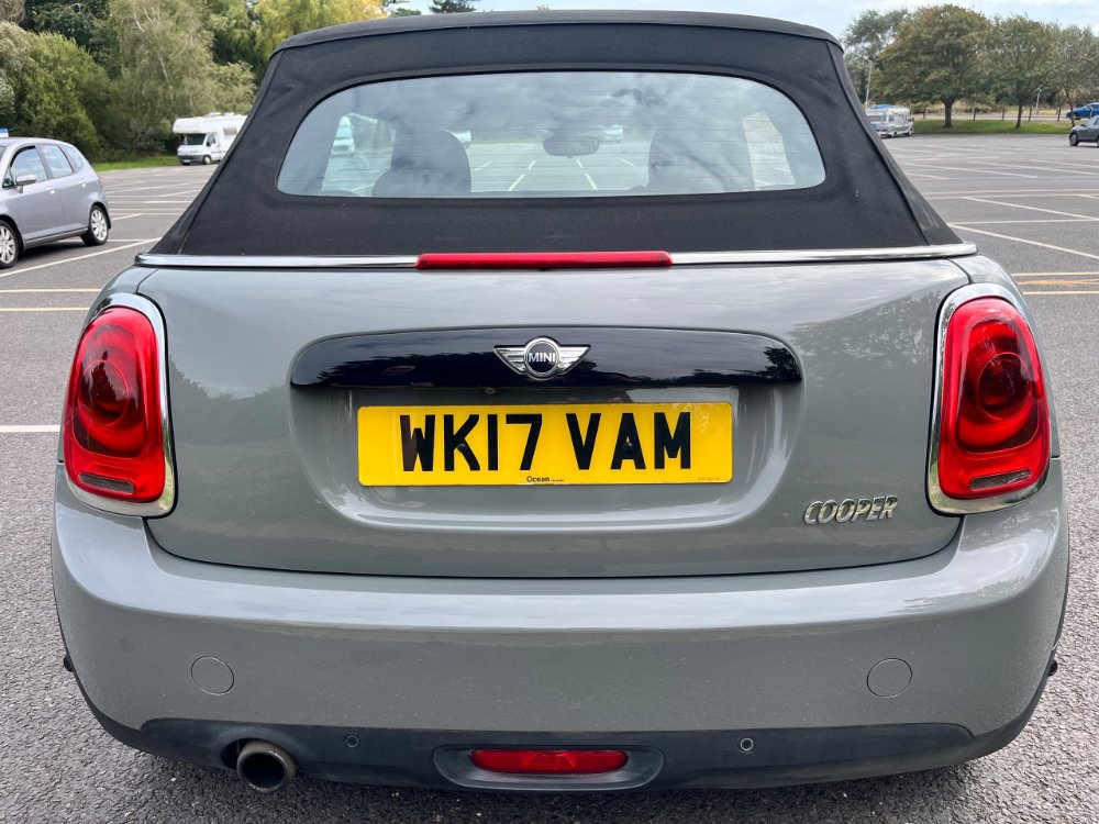 Mini Convertible 1.5 Cooper Convertible 2dr Petrol Manual Euro 6 (s/s) (136 ps) - Image 4
