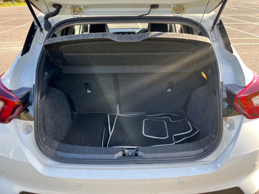 Nissan Micra 0.9 IG-T Tekna Hatchback 5dr Petrol Manual Euro 6 (s/s) (90 ps) - Image 6
