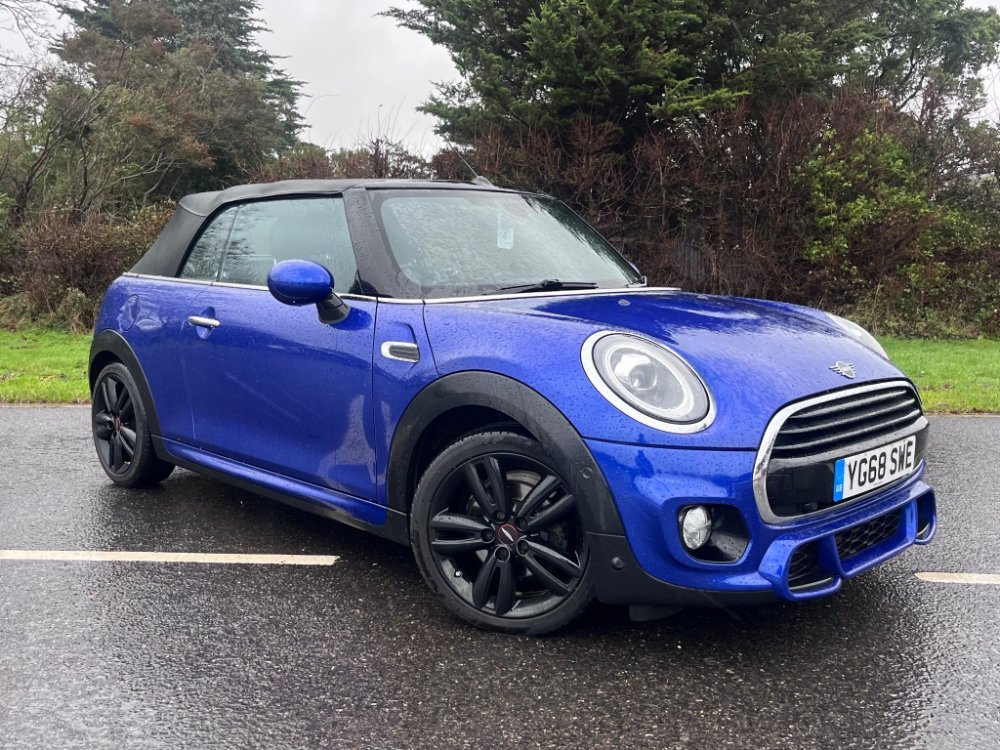 Mini Convertible 1.5 Cooper Sport Convertible 2dr Petrol Manual Euro 6 (s/s) (136 ps)
