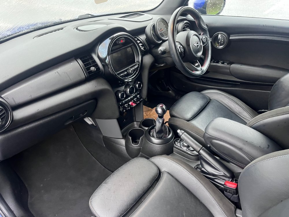 Mini Convertible 1.5 Cooper Sport Convertible 2dr Petrol Manual Euro 6 (s/s) (136 ps) - Image 9