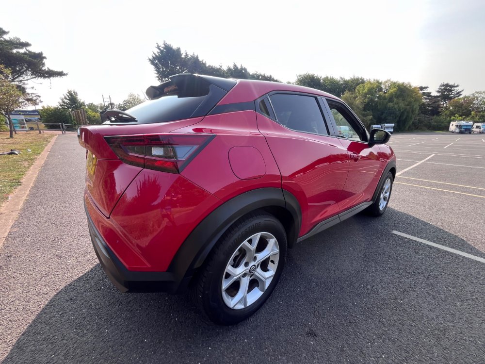 Nissan Juke 1.0 DiG-T N-Connecta 5dr - Image 7