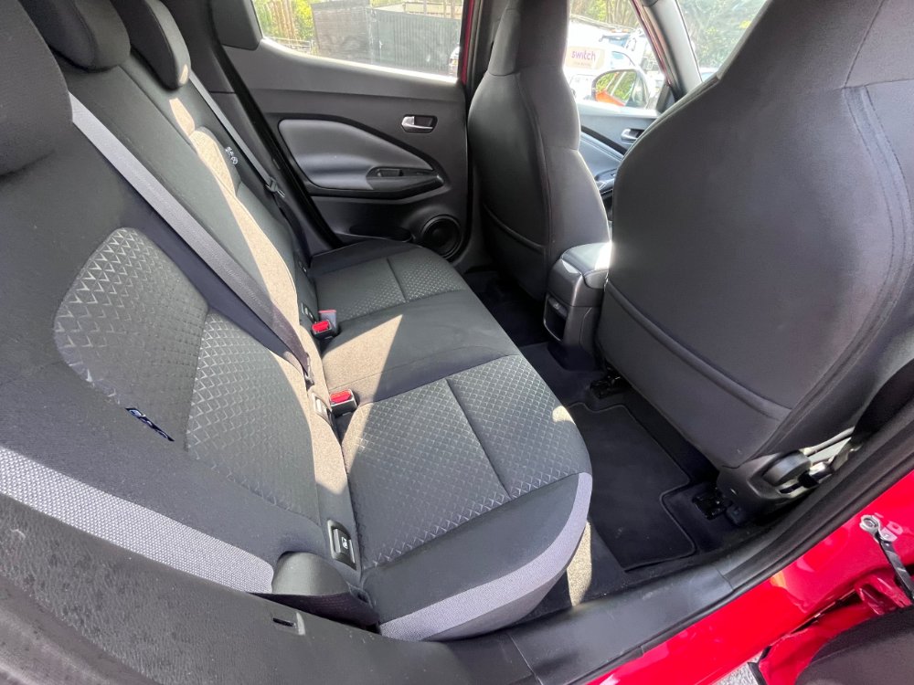 Nissan Juke 1.0 DiG-T N-Connecta 5dr - Image 9