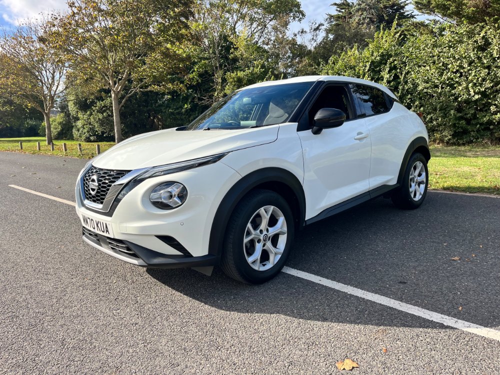 Nissan Juke 1.0 DIG-T N-Connecta SUV 5dr Petrol DCT Auto Euro 6 (s/s) (114 ps) - Image 3