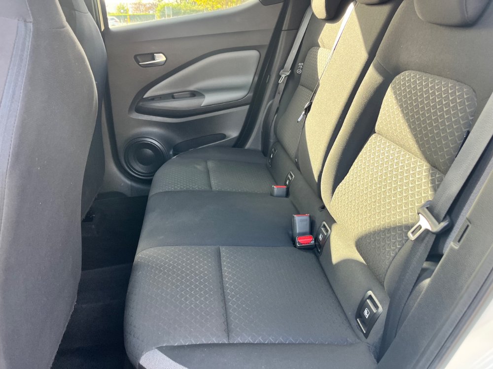 Nissan Juke 1.0 DIG-T N-Connecta SUV 5dr Petrol DCT Auto Euro 6 (s/s) (114 ps) - Image 7