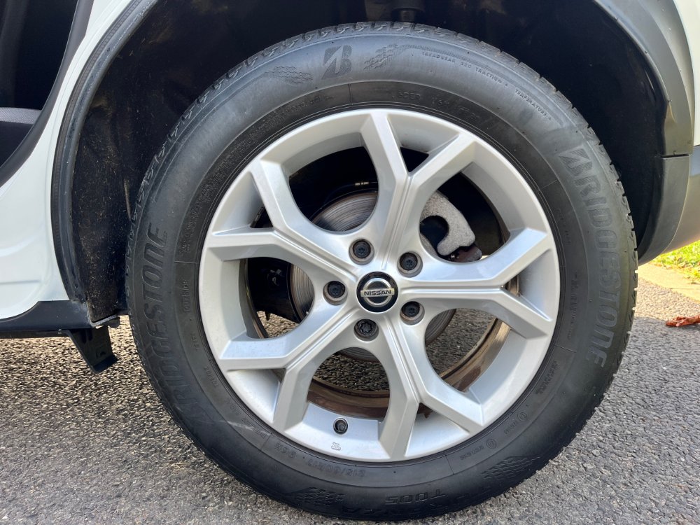 Nissan Juke 1.0 DIG-T N-Connecta SUV 5dr Petrol DCT Auto Euro 6 (s/s) (114 ps) - Image 9