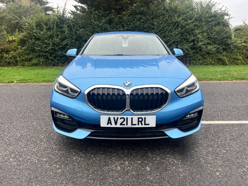 BMW 1 Series 1.5 118i Sport (LCP) Hatchback 5dr Petrol Manual Euro 6 (s/s) (136 ps) - Image 2