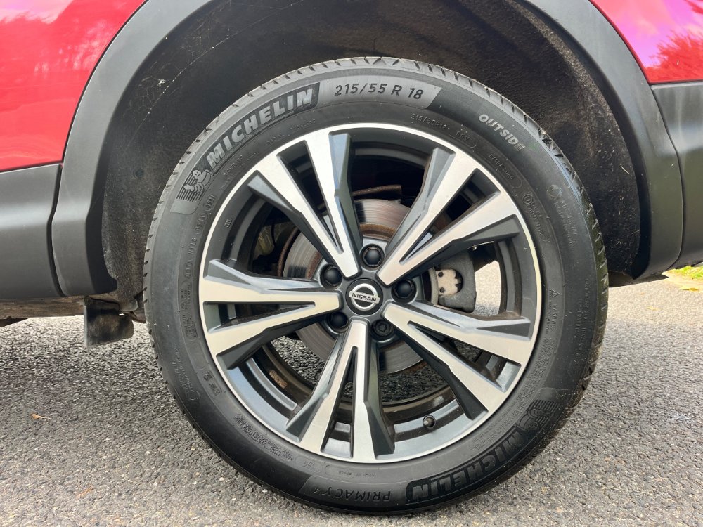 Nissan Qashqai 1.3 DIG-T N-Connecta SUV 5dr Petrol DCT Auto Euro 6 (s/s) (160 ps) - Image 8