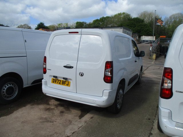 Vauxhall Combo - Image 6