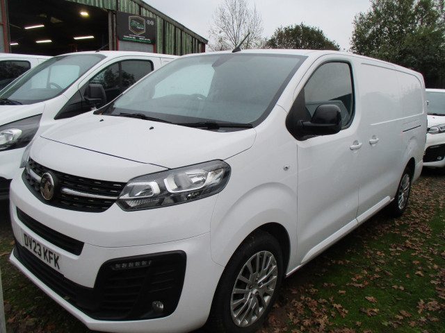 Vauxhall Vivaro - Image 4