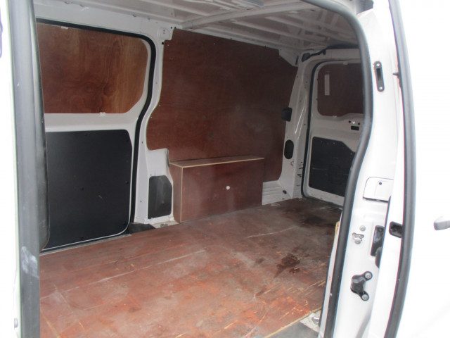 Vauxhall Vivaro - Image 9
