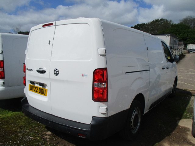 Vauxhall Vivaro - Image 11