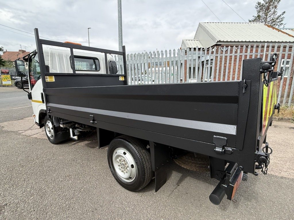 Isuzu Grafter - Image 4