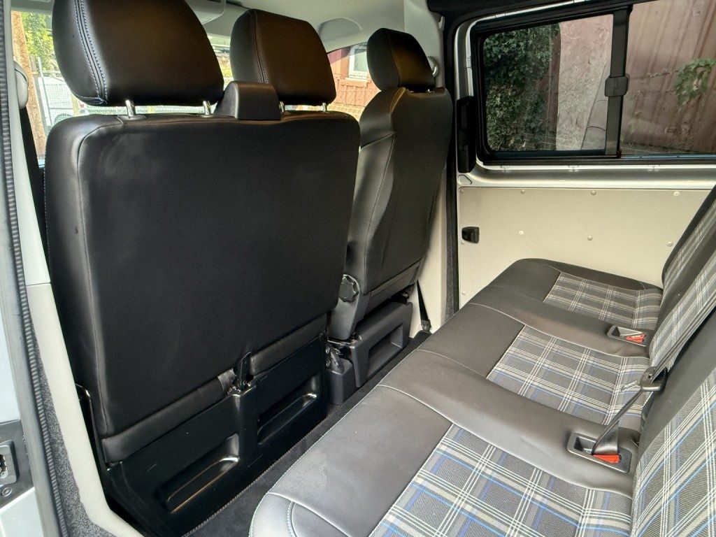 Volkswagen Transporter - Image 15