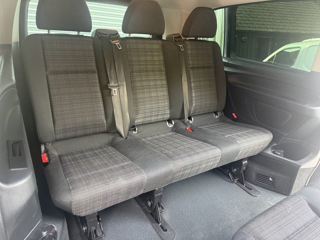 Mercedes-Benz Vito - Image 11
